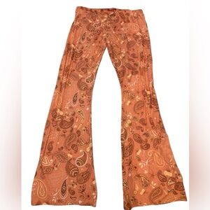 ❓Guess Paisley Print Pants